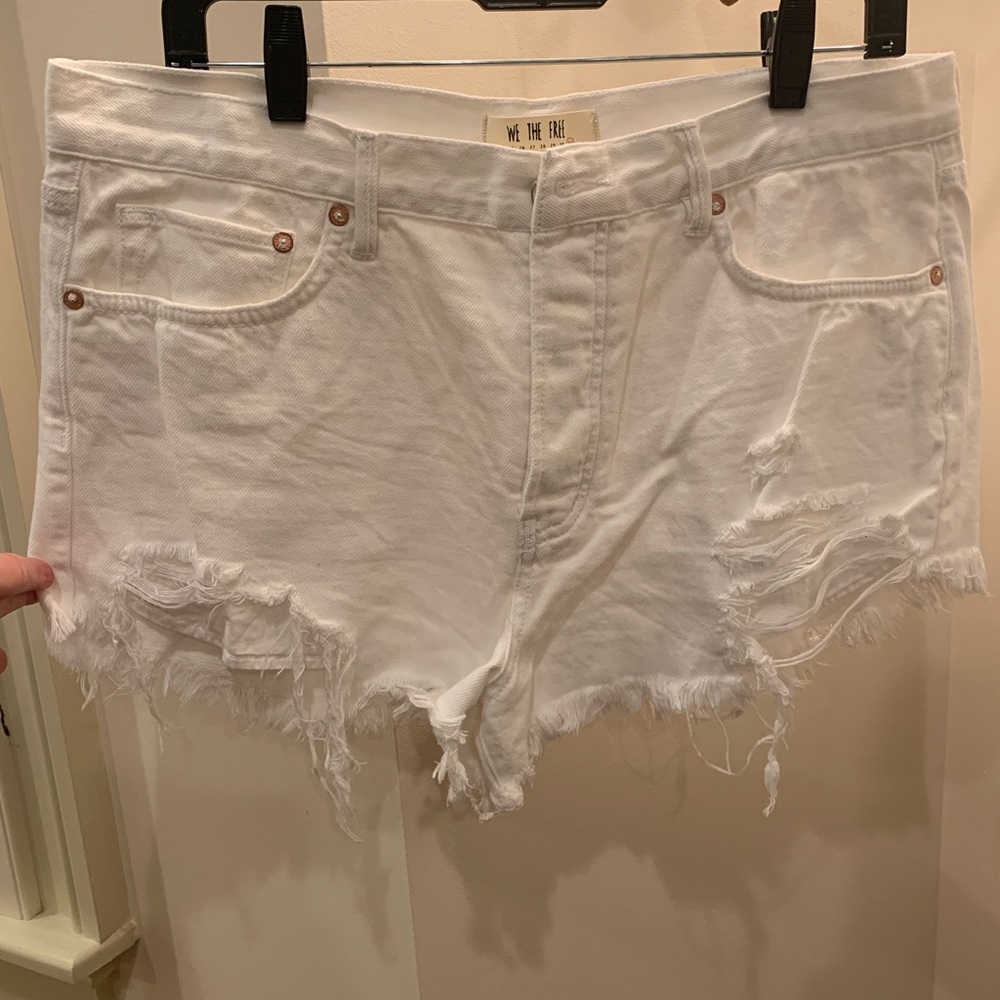 Free People Good Vibrations White Cut Off Shorts Size 31